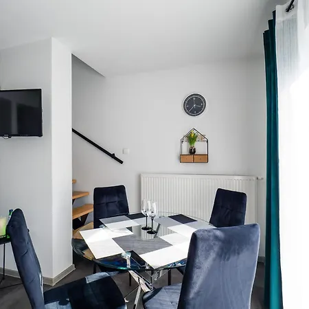 シャレー Sloneczne クロシチェンコ