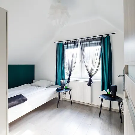 シャレー Sloneczne